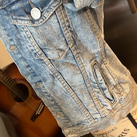 Custom Love & Lips custom glitter jean jacket - Picture 9 of 15